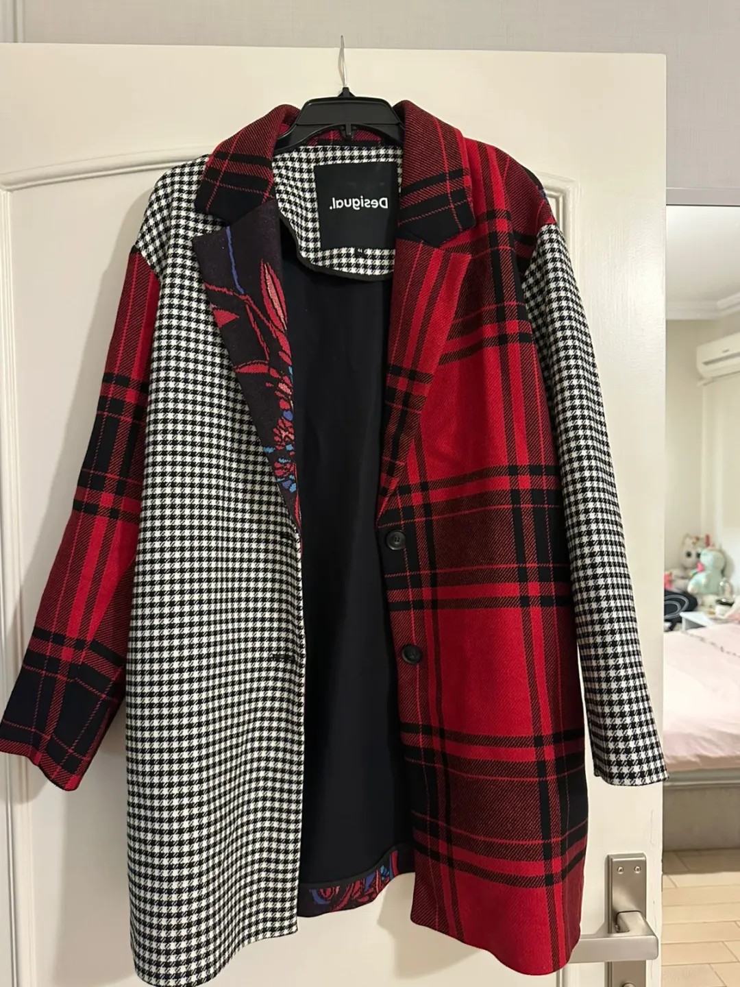 Desigual fashionable winter coat (worn once)