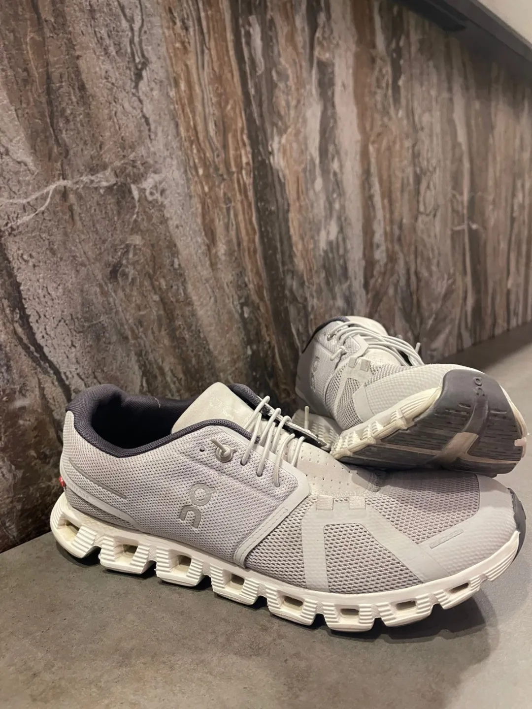 ON RUNNING SHOES