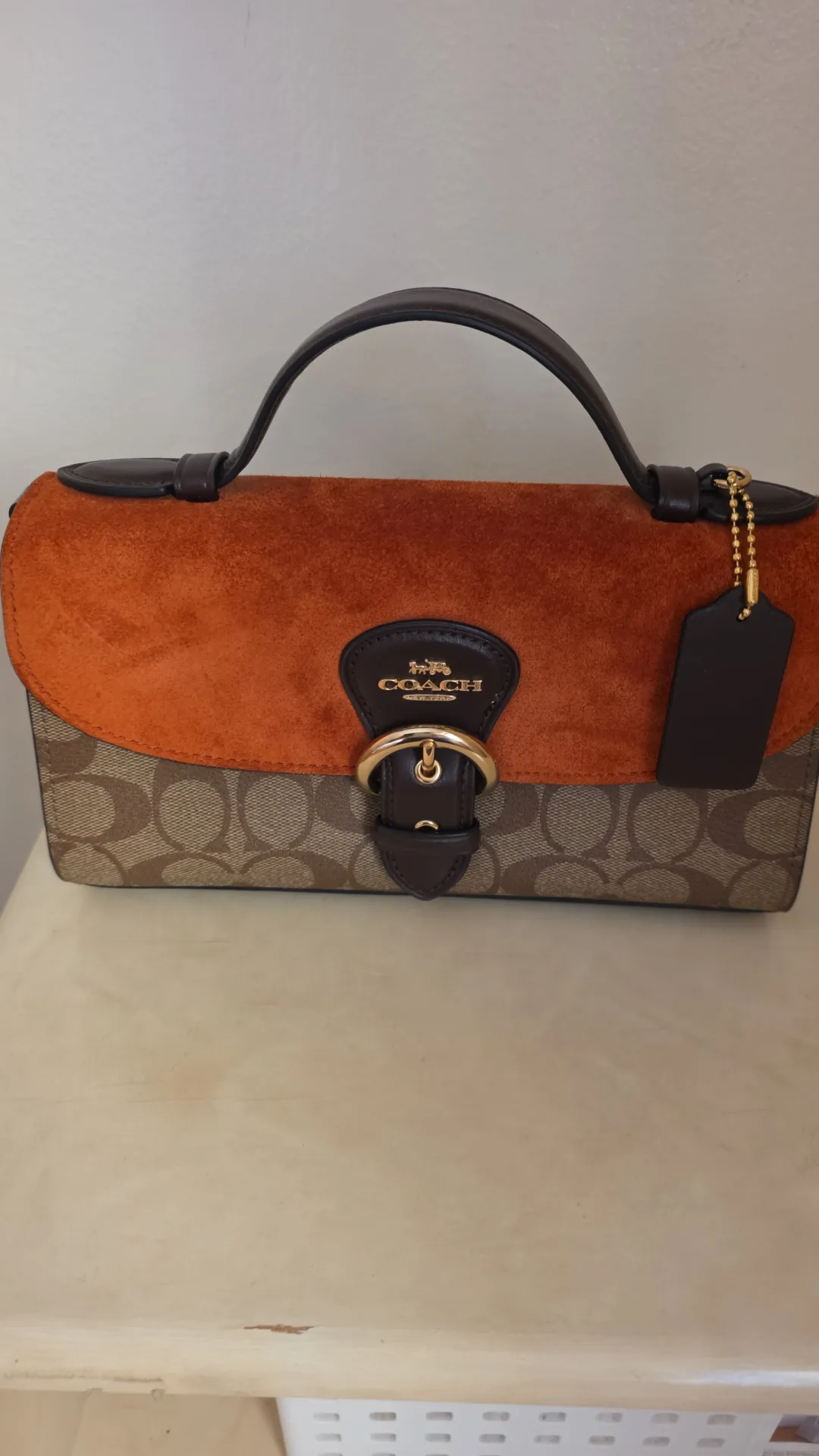 Hand bag