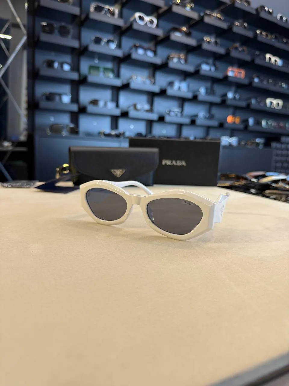Sun glasses